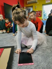 476,25 zł – tyle miesięcznie kosztuje teraz najlepsze niepubliczne przedszkole w Elblągu. Taniej nie znajdziesz!