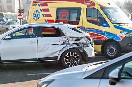 Zderzyli się z wozem strażackim. Utrudnienia na skrzyżowaniu  (aktualizacja) 