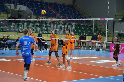 Nietoperze przegrywają po tie-breaku