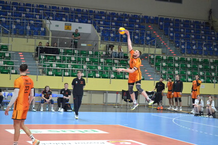 Nietoperze przegrywają po tie-breaku