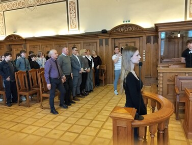 Proszę wstać, sąd idzie