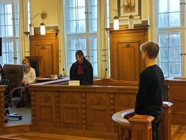 Proszę wstać, sąd idzie