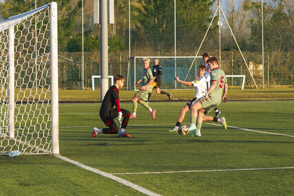 Juniorzy piszą historię Dębu