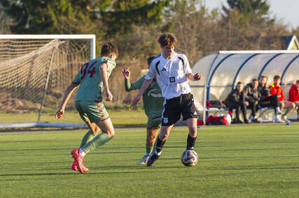 Juniorzy piszą historię Dębu