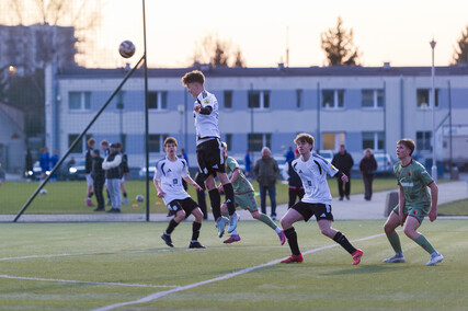 Juniorzy piszą historię Dębu