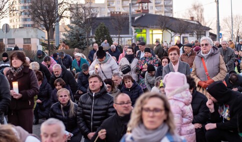 Wierni przeszli przez miasto