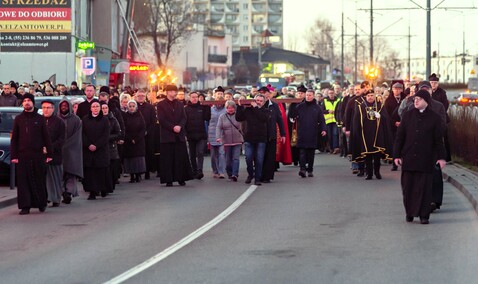 Wierni przeszli przez miasto