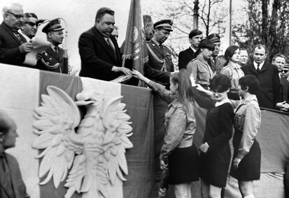 W pierwszomajowym pochodzie (w obiektywie Henryka Myślińskiego)