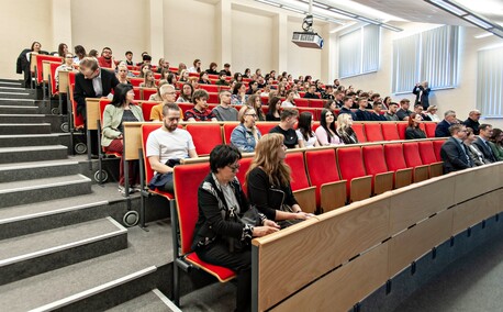 Młodzież debatowała z prezydentem o tym, czy warto zostać w Elblągu