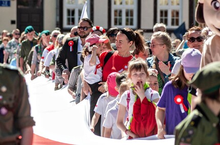 Biało-czerwony marsz przeszedł przez Stare Miasto