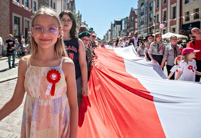 Biało-czerwony marsz przeszedł przez Stare Miasto