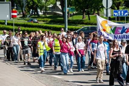 Studenci z kluczami do miasta