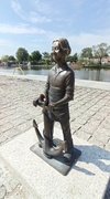 Piekarczyk z kotwicą na Bulwarze Zygmunta Augusta
