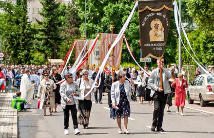 Dziś Boże Ciało.10 procesji przez miasto