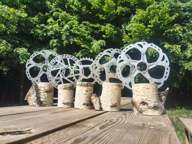 Wyjątkowe statuetki zawodów Truso MTB