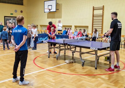 Jakub Dyjas zachęcał do tenisa stołowego
