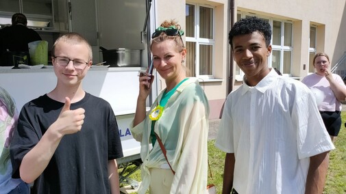 Festyn „Zobacz Uśmiech\" połączył pokolenia i rozpoczął wakacje w wyjątkowej atmosferze