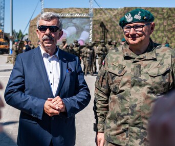 Legwany i Apacze w elbląskim porcie