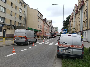 Z sieci ulatniał się gaz. Wjazd na Słoneczną zamknięty
