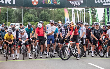Ścigali się na szosie i rolkach. Road Race w Elblągu