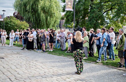 Lewica chwali się sukcesami podczas letniej trasy