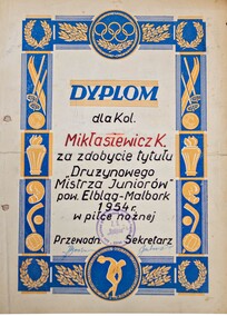 Kazimierz Mikłaszewicz: Przez piłkę wyrzucili mnie ze szkoły