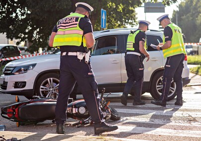 Chciała skrócić sobie drogę, została potrącona