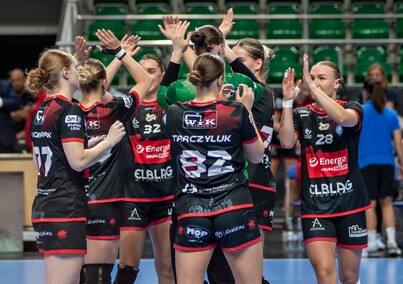 Pszczoły mocno użądliły Start