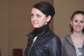 Równym krokiem po tytuł