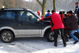 Urokliwa Bażantarnia nie przestraszyła śniegiem i mrozem (biegi przełajowe)
