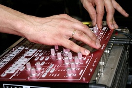 Enej, Lont i Transexdisco zagrali w Jaszczurze Enej, Lont i Transexdisco zagrali w Jaszczurze