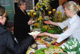 Wieszanie śledzia, zakopywanie żuru Wieszanie śledzia, zakopywanie żuru