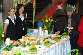 Wieszanie śledzia, zakopywanie żuru