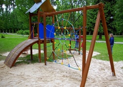 Nowe place zabaw dla najmłodszych