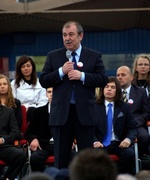 Kiedyś senator z Elbląga, dziś chce zostać głową państwa