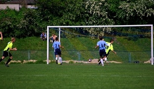 Wysokie zwycięstwo Concordii w meczu z wiceliderem (piłka nożna)