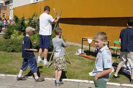 Z postaciami z bajek za pan brat