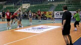 Przegrana jedną bramką (piłka ręczna)