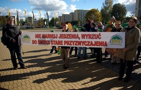 Strajkowały owoce, warzywa, a nawet mleko malinowe