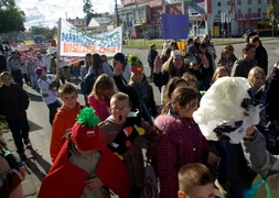 Strajkowały owoce, warzywa, a nawet mleko malinowe