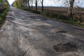 Odnowa zniszczonych dróg jest obowiązkiem inwestora...