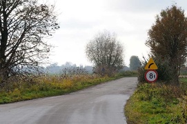 Odnowa zniszczonych dróg jest obowiązkiem inwestora...