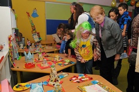 Mali Europejczycy z pomocą chorym dzieciom Mali Europejczycy z pomocą chorym dzieciom