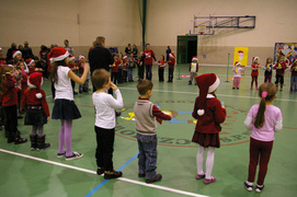 Mikołajowa zabawa w SP 12