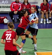 Słaba obrona (piłka ręczna)