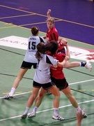 Słaba obrona (piłka ręczna)