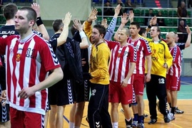 Niespodziewana porażka (piłka ręczna)