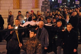 Procesja Drogi Krzyżowej przeszła ulicami miasta
