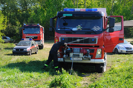 Renault w wodzie