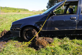 Renault w wodzie